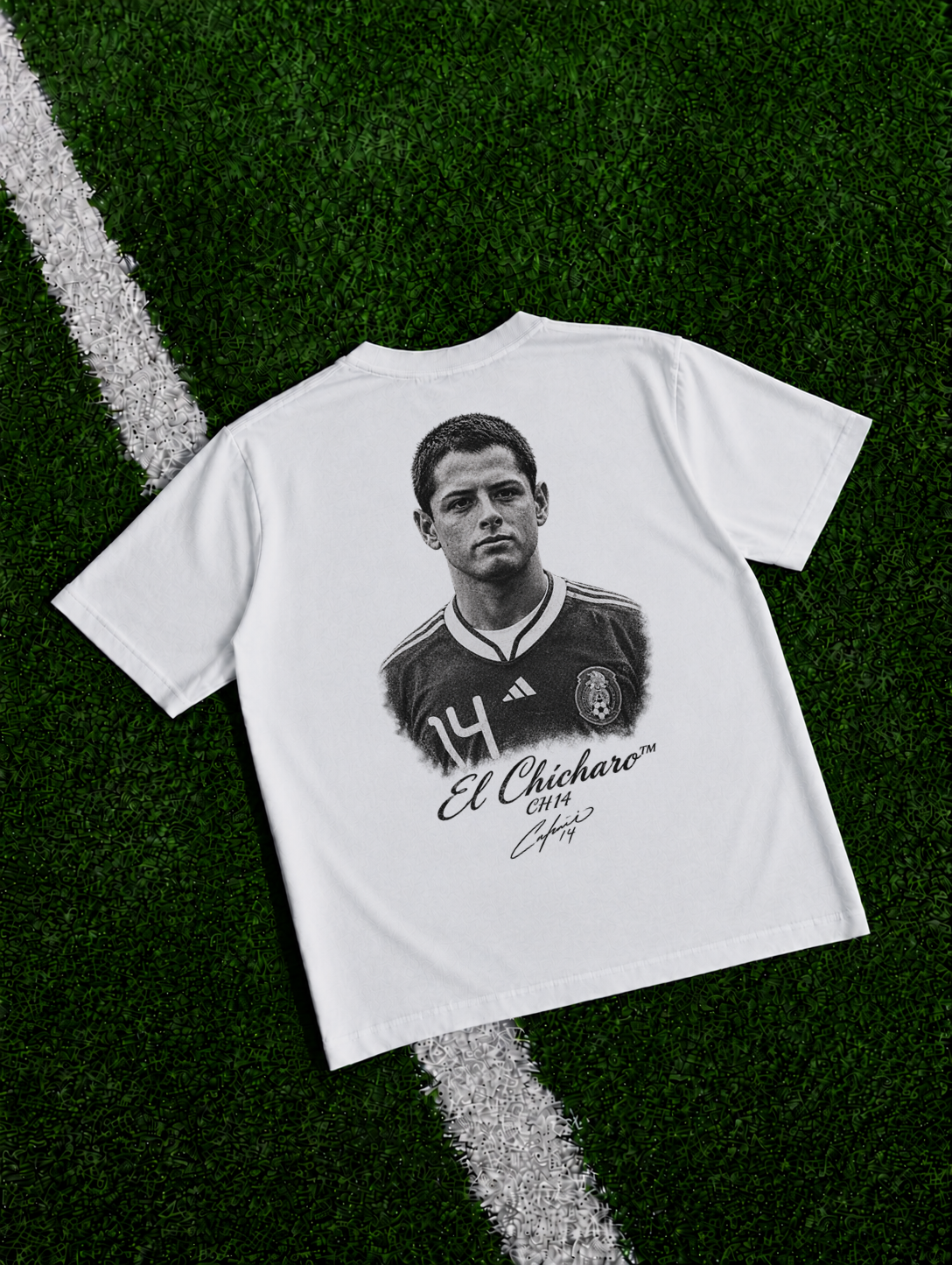 Chicharito El Chicharo CH14 organic heavy graphic T-shirt on football pitch
