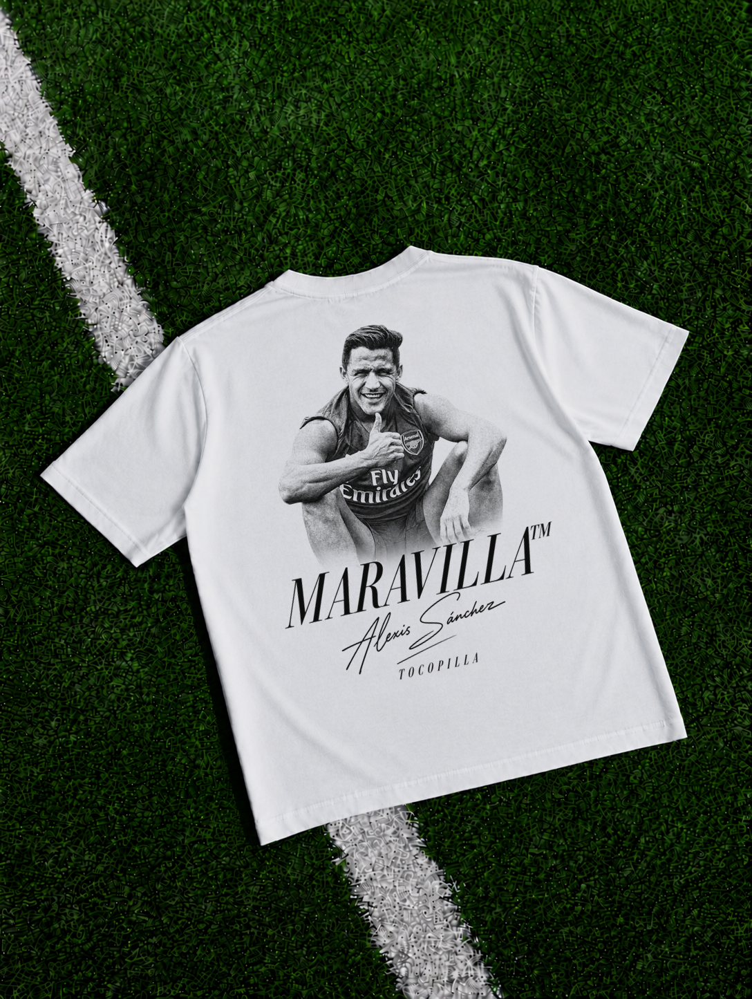 Alexis Sanchez Maravilla organic heavy graphic T-shirt on football pitch