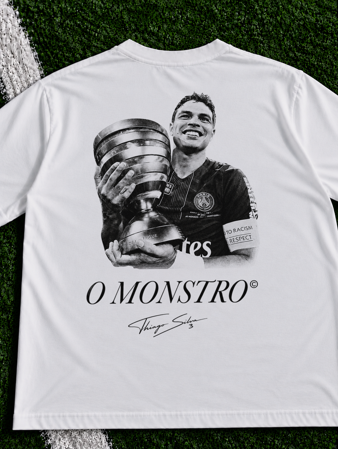 Thiago Silva O Monstro organic heavy graphic T-shirt on football pitch zoomed in
